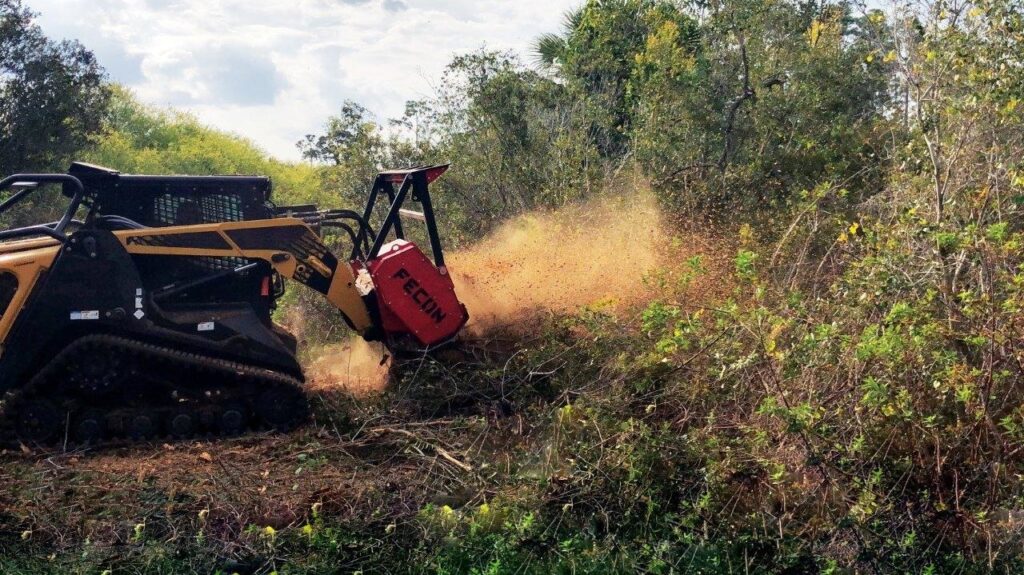 Land Clearing-Pros-Pro Tree Trimming & Removal Team of Port St Lucie